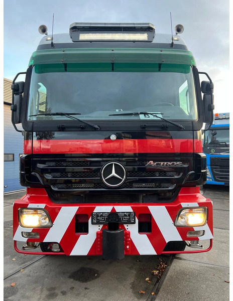 Mercedes-Benz Actros 4460 SLT 8x8 Actros 4460 8x8 SLT - Тягач: фото 3 Mercedes-Benz Actros 4460 SLT 8x8 Actros 4460 8x8 SLT - Тягач: фото 3