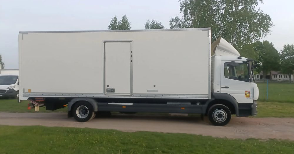 Mercedes-Benz Atego 1218 - Грузовик с закрытым кузовом: фото 5 Mercedes-Benz Atego 1218 - Грузовик с закрытым кузовом: фото 5