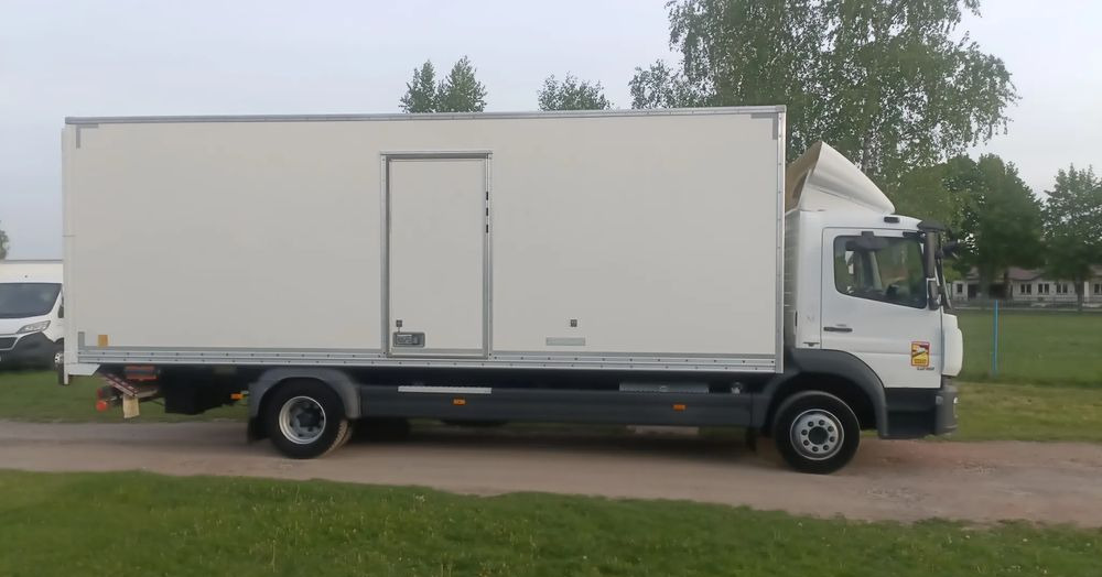 Mercedes-Benz Atego 1218 - Грузовик с закрытым кузовом: фото 5 Mercedes-Benz Atego 1218 - Грузовик с закрытым кузовом: фото 5