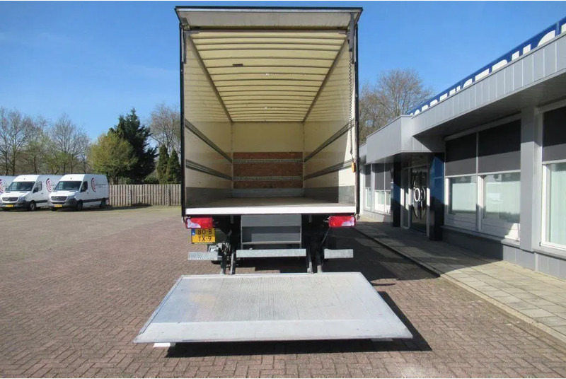 MAN TGM 15.250 Bak + klep E6 - Грузовик с закрытым кузовом: фото 3 MAN TGM 15.250 Bak + klep E6 - Грузовик с закрытым кузовом: фото 3