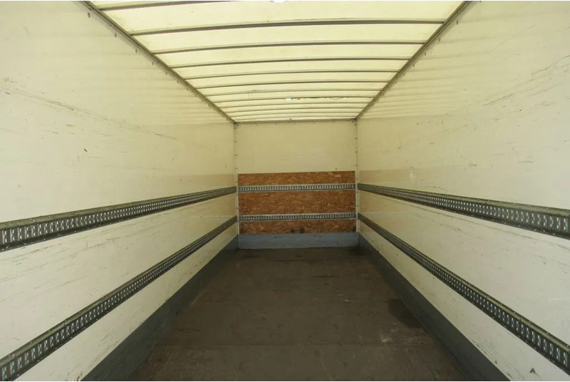 MAN TGM 15.250 Bak + klep E6 - Грузовик с закрытым кузовом: фото 4 MAN TGM 15.250 Bak + klep E6 - Грузовик с закрытым кузовом: фото 4