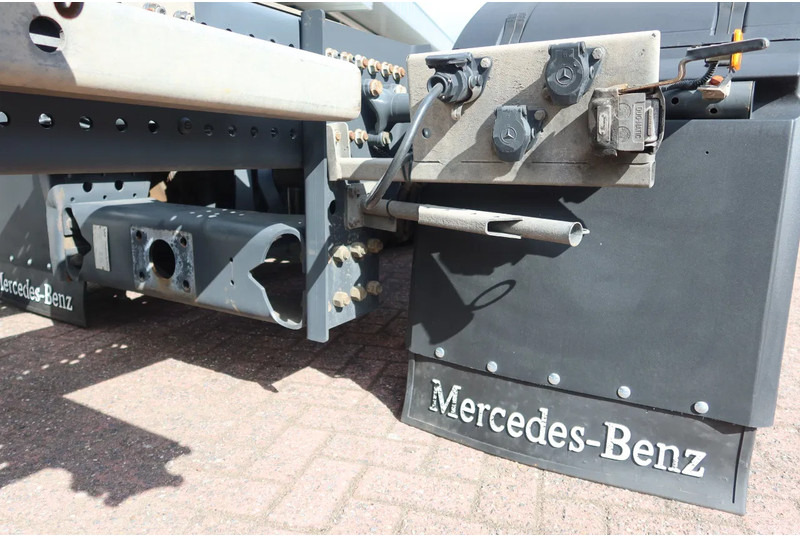 Mercedes-Benz Actros 2642 LL Giga Space Wisselbare opbouw/chassis cabine + lift as - Грузовик-контейнеровоз/ Сменный кузов: фото 5 Mercedes-Benz Actros 2642 LL Giga Space Wisselbare opbouw/chassis cabine + lift as - Грузовик-контейнеровоз/ Сменный кузов: фото 5