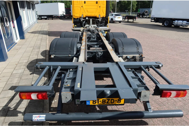 Mercedes-Benz Actros 2642 LL Giga Space Wisselbare opbouw/chassis cabine + lift as - Грузовик-контейнеровоз/ Сменный кузов: фото 3 Mercedes-Benz Actros 2642 LL Giga Space Wisselbare opbouw/chassis cabine + lift as - Грузовик-контейнеровоз/ Сменный кузов: фото 3