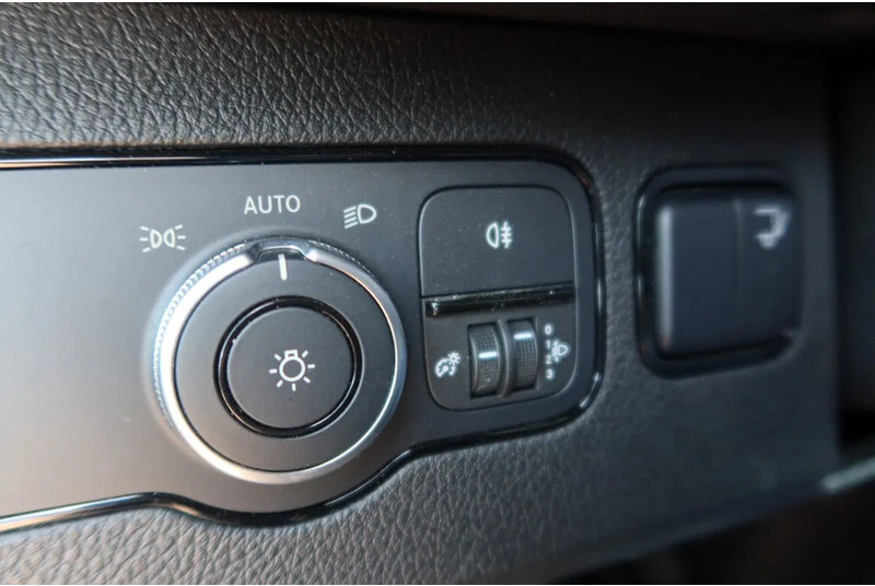 Фургон с закрытым кузовом Mercedes-Benz Sprinter 515 CDI: фото 8
