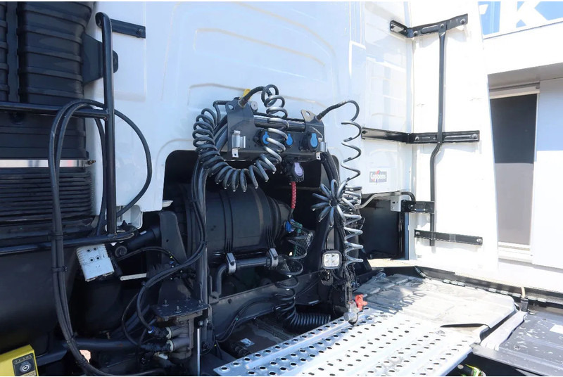 Volvo FH 460 Voith Retarder Standklima, Iparkcool - Тягач: фото 4 Volvo FH 460 Voith Retarder Standklima, Iparkcool - Тягач: фото 4