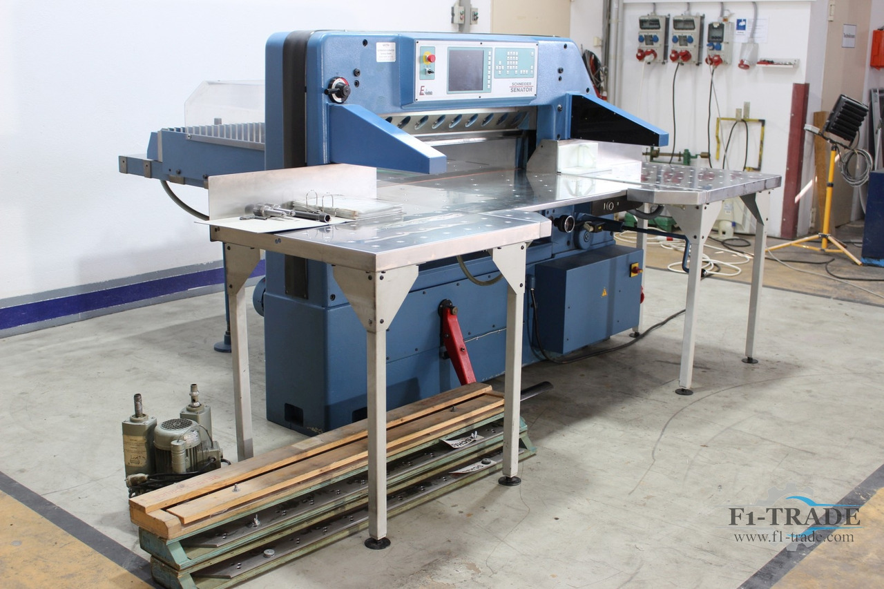 Schneider Senator 115 E - Бумагорезательная машина: фото 2 Schneider Senator 115 E - Бумагорезательная машина: фото 2