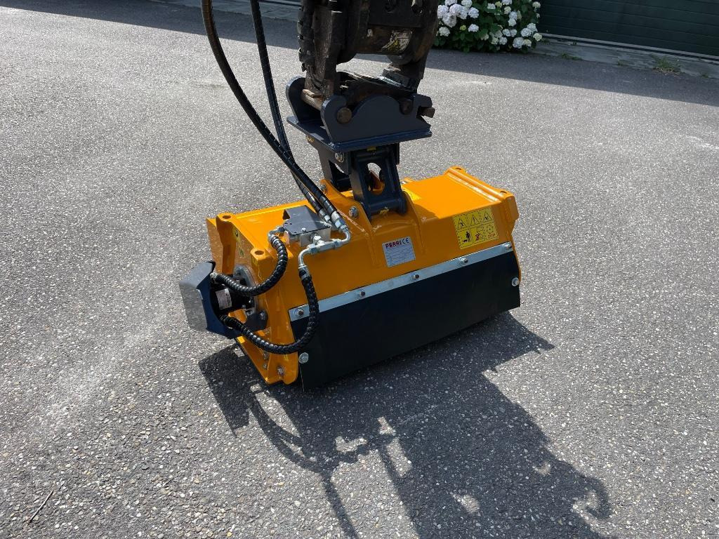 Ferri klepelbak voor aan de kraan CW05 CW10 CW30 - Косилка-измельчитель/ Мульчер: фото 3 Ferri klepelbak voor aan de kraan CW05 CW10 CW30 - Косилка-измельчитель/ Мульчер: фото 3