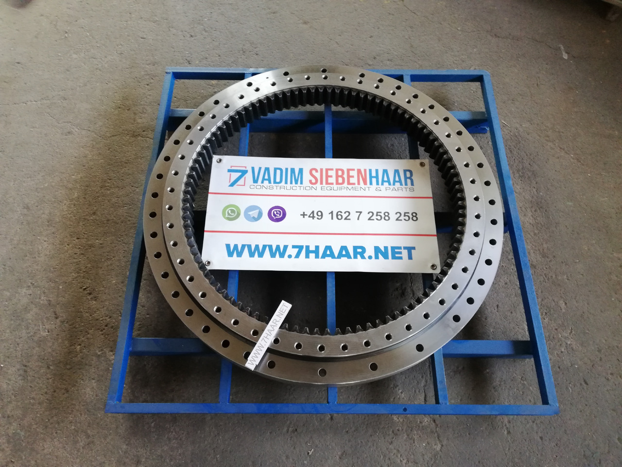 Liebherr Slewring Drehkranz OPU Łożysko wieńcowe 933816501 Liebherr R 934 - Поворотное кольцо для Экскаваторов: фото 1 Liebherr Slewring Drehkranz OPU Łożysko wieńcowe 933816501 Liebherr R 934 - Поворотное кольцо для Экскаваторов: фото 1