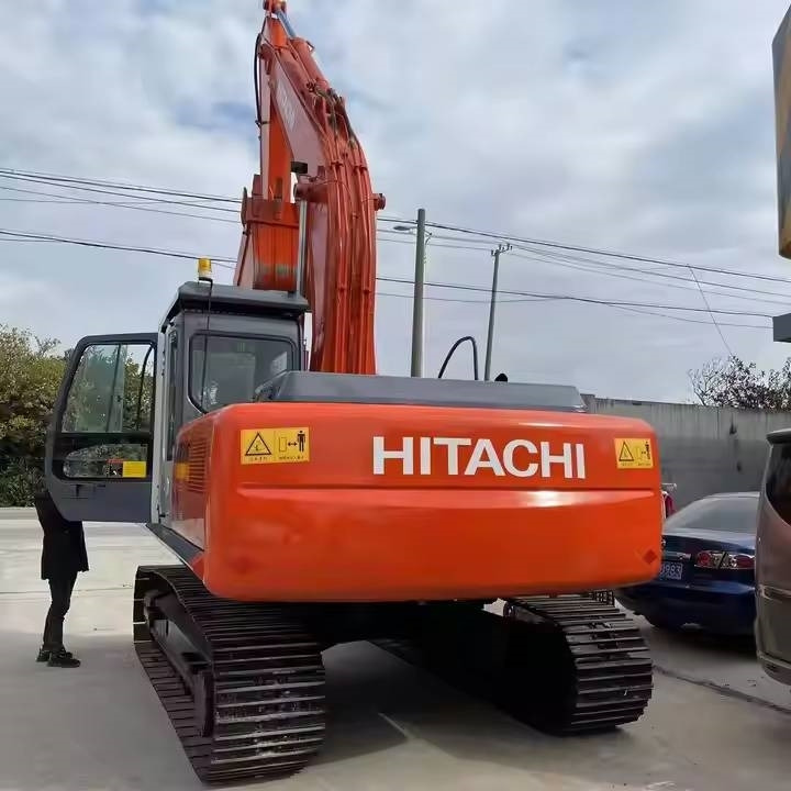 Hitachi ZX200 - Гусеничный экскаватор: фото 4 Hitachi ZX200 - Гусеничный экскаватор: фото 4