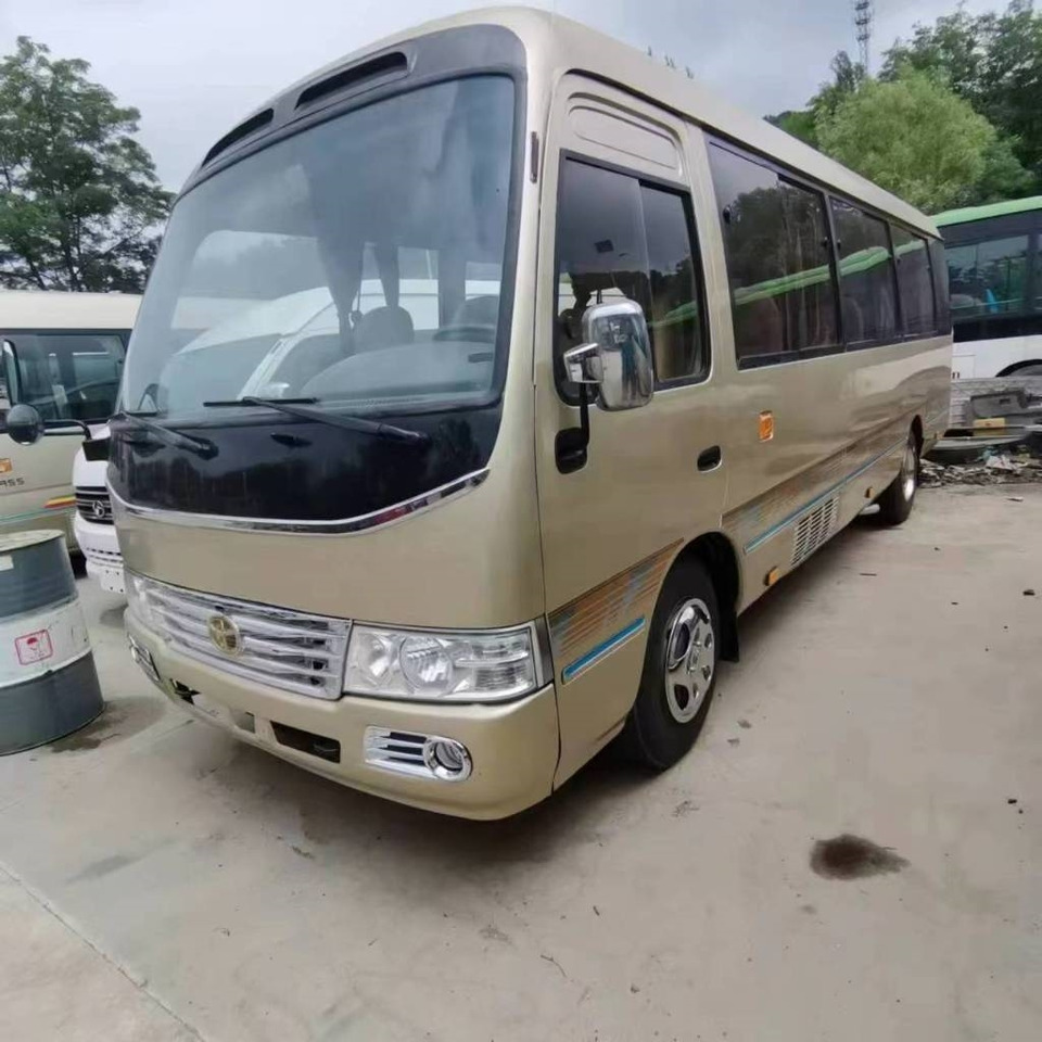 Toyota Coaster Bus - Микроавтобус, Пассажирский фургон: фото 4 Toyota Coaster Bus - Микроавтобус, Пассажирский фургон: фото 4