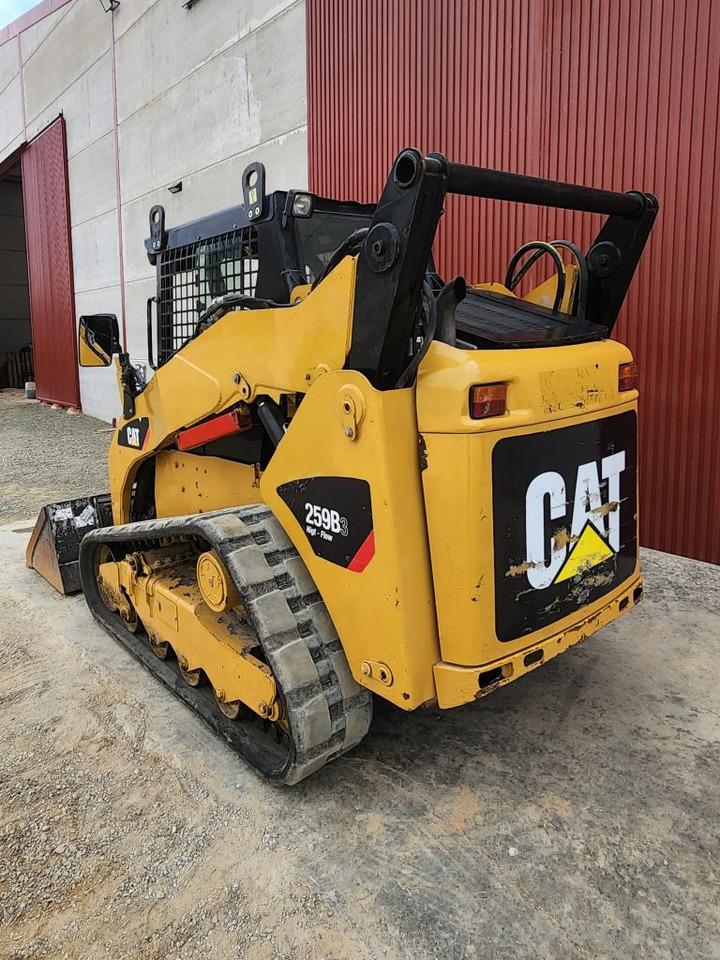 CAT 259B - Мини-погрузчик с бортовым поворотом: фото 2 CAT 259B - Мини-погрузчик с бортовым поворотом: фото 2