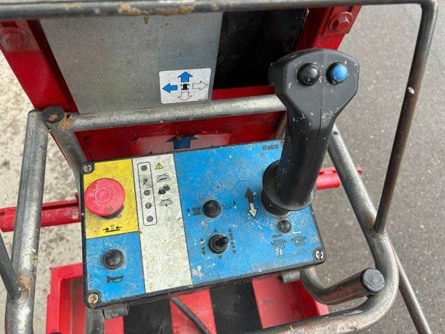 Ножничный подъемник Iteco IT8290 10,15m Arbeitsbühne *90cm Breite*: фото 9 Ножничный подъемник Iteco IT8290 10,15m Arbeitsbühne *90cm Breite*: фото 9