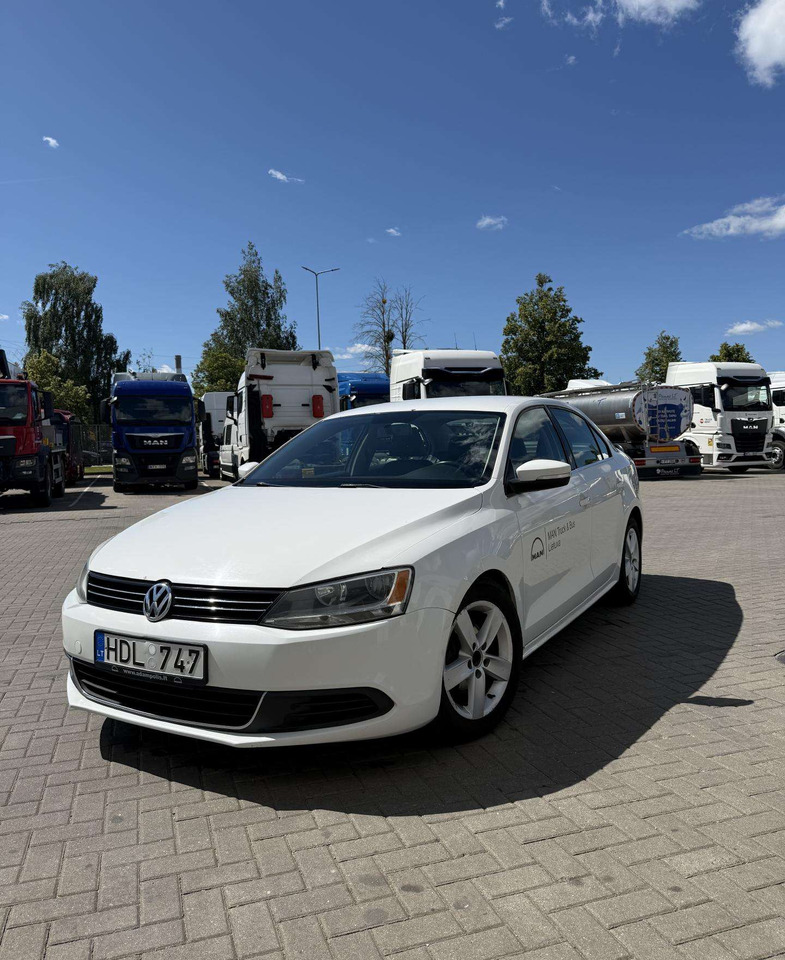 Volkswagen Jetta - Седан: фото 1 Volkswagen Jetta - Седан: фото 1