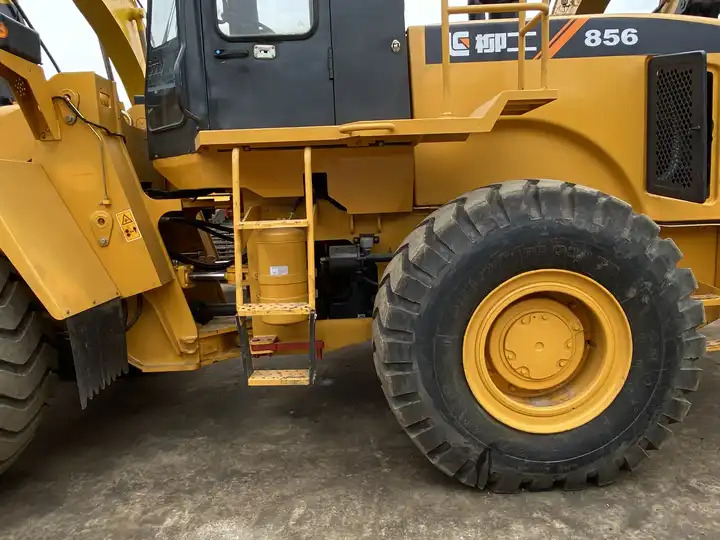 Колёсный погрузчик 5 Ton Wheel Loader Liugong Clg856 Zl50cn Slightly Used Front Loader With Articulated Boom In Shanghai: фото 6