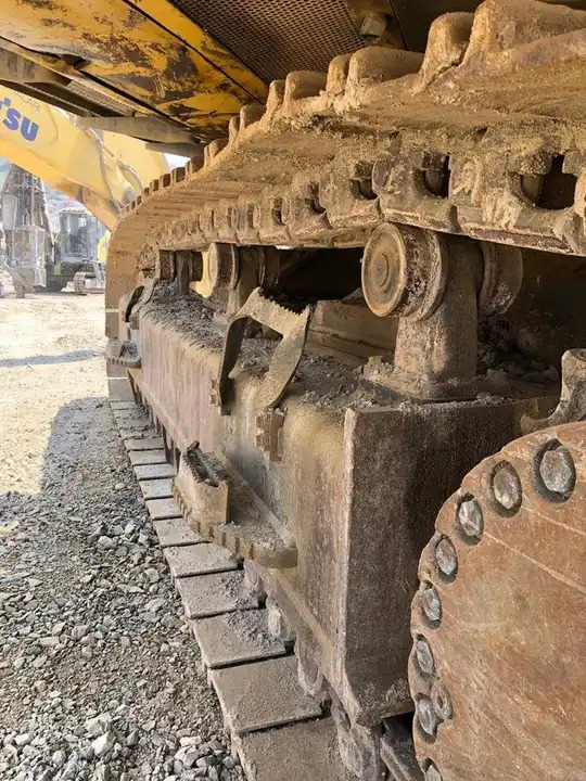 70 Ton Used Japan Komatsu PC700 Excavator for Sale Used Excavator PC220 PC200 PC240 PC600 PC650 PC700 PC800 - Экскаватор: фото 5 70 Ton Used Japan Komatsu PC700 Excavator for Sale Used Excavator PC220 PC200 PC240 PC600 PC650 PC700 PC800 - Экскаватор: фото 5