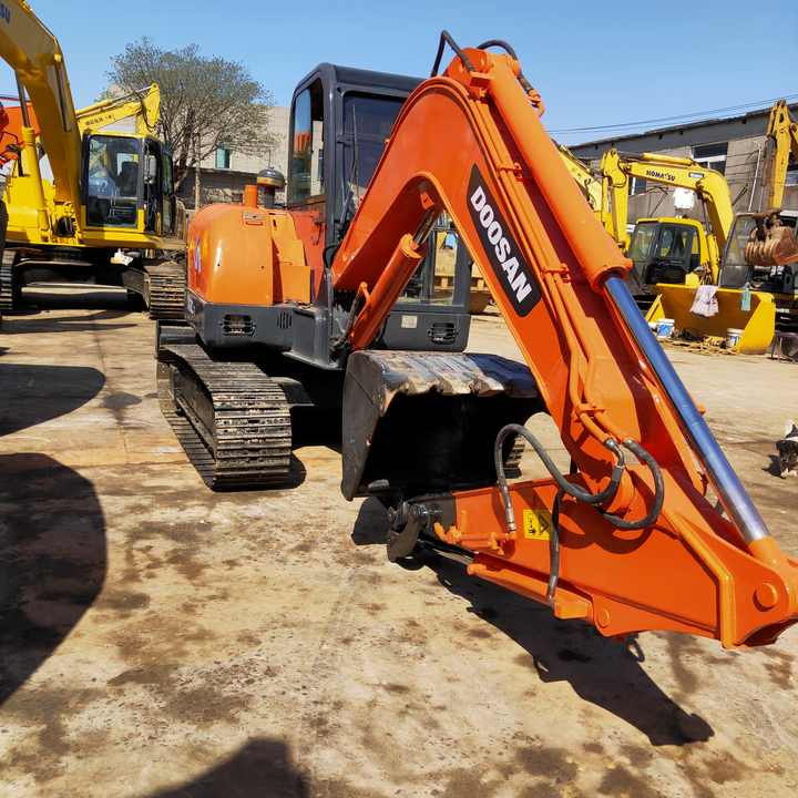 Awesome Performance Korea Imported Small Scale Used Doosan Dh60 Dh55 Dh150 Dx60 Dx225 Excavator - Гусеничный экскаватор: фото 1 Awesome Performance Korea Imported Small Scale Used Doosan Dh60 Dh55 Dh150 Dx60 Dx225 Excavator - Гусеничный экскаватор: фото 1