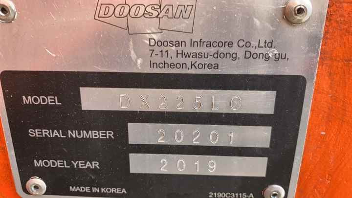 Best Selling DOOSAN excavator machine construction used machinery equipment dx225 DX60 DX70 DH60 DH220 used excavators in stock - Экскаватор: фото 2 Best Selling DOOSAN excavator machine construction used machinery equipment dx225 DX60 DX70 DH60 DH220 used excavators in stock - Экскаватор: фото 2