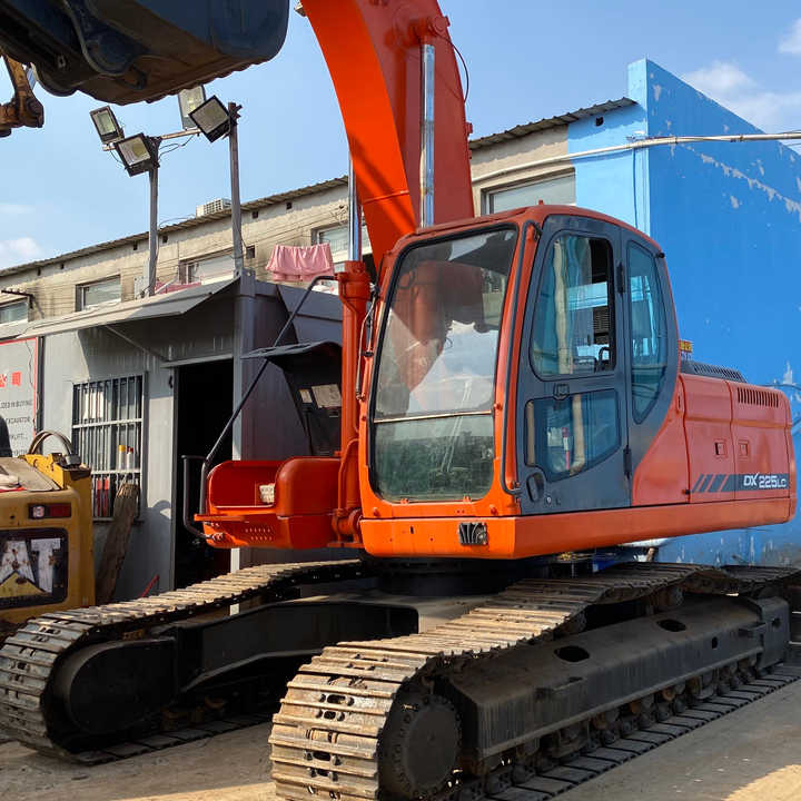 Best Selling DOOSAN excavator machine construction used machinery equipment dx225 DX60 DX70 DH60 DH220 used excavators in stock - Экскаватор: фото 1 Best Selling DOOSAN excavator machine construction used machinery equipment dx225 DX60 DX70 DH60 DH220 used excavators in stock - Экскаватор: фото 1