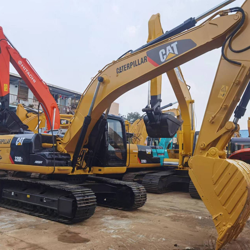 Caterpilllar CAT 320D 320GX 312D Excavator Used Hydraulic Crawler Excavator Used Cat Excavator - Гусеничный экскаватор: фото 1 Caterpilllar CAT 320D 320GX 312D Excavator Used Hydraulic Crawler Excavator Used Cat Excavator - Гусеничный экскаватор: фото 1