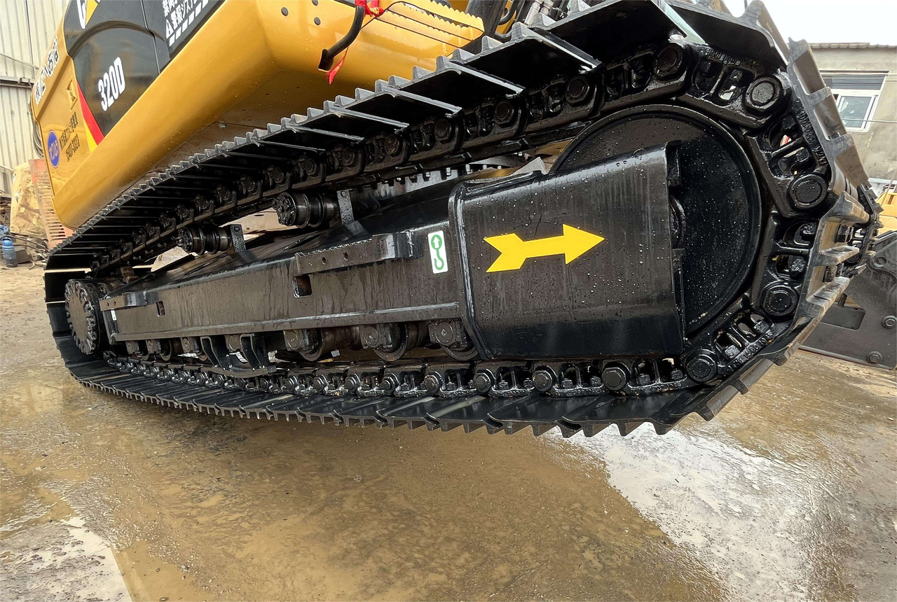 Hot sale Used Cat Excavator CAT 320D High Quality Japan Used Construction Machine 20ton Excavator cat320d - Гусеничный экскаватор: фото 3 Hot sale Used Cat Excavator CAT 320D High Quality Japan Used Construction Machine 20ton Excavator cat320d - Гусеничный экскаватор: фото 3