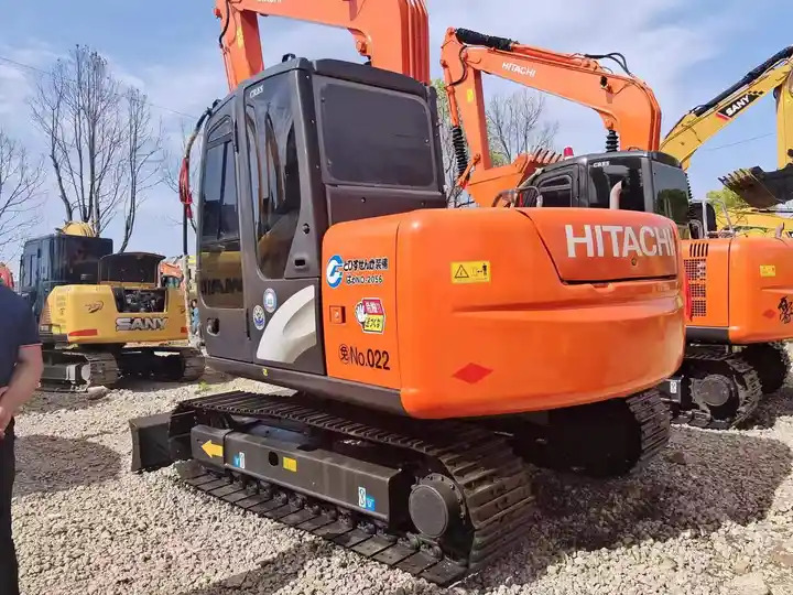 Hydraulic Hitachi Used Small Excavator Zx70 With Ripper 7ton Used Excavator Factory Price From In Shanghai - Гусеничный экскаватор: фото 2 Hydraulic Hitachi Used Small Excavator Zx70 With Ripper 7ton Used Excavator Factory Price From In Shanghai - Гусеничный экскаватор: фото 2
