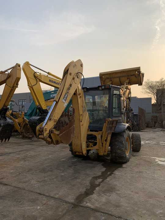 JCB 3cX backhoe loader manufactured in 2022 with telescopic boom JCB3CX JCB4CX JCB 3DX nice price - Экскаватор-погрузчик: фото 2 JCB 3cX backhoe loader manufactured in 2022 with telescopic boom JCB3CX JCB4CX JCB 3DX nice price - Экскаватор-погрузчик: фото 2
