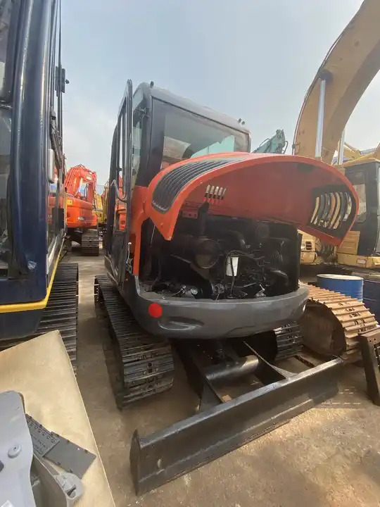 ON SALE Doosan 6ton dx60 Used excavator on sale in stock - Гусеничный экскаватор: фото 5 ON SALE Doosan 6ton dx60 Used excavator on sale in stock - Гусеничный экскаватор: фото 5