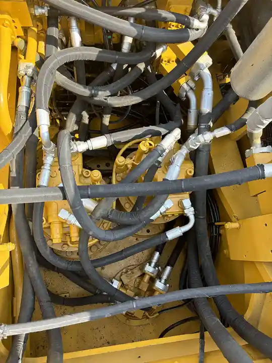 Second Hand CAT 349D2L Large Excavator, Original Cat 349d2L 340d2 340d2l 336dl Excavator Excavator for Hot Sale - Экскаватор: фото 4 Second Hand CAT 349D2L Large Excavator, Original Cat 349d2L 340d2 340d2l 336dl Excavator Excavator for Hot Sale - Экскаватор: фото 4