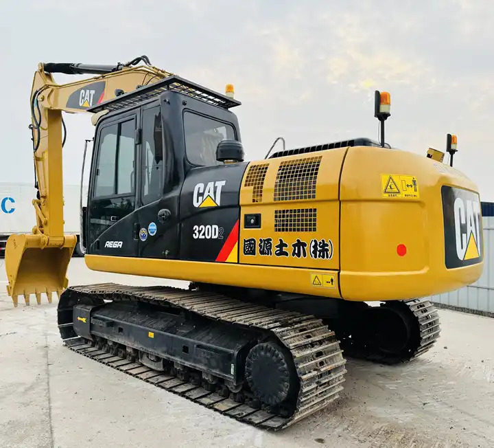 Used Cat Caterpillar 320d Excavating Machine Cat 320 320d2l 320d2 Crawler Excavator For Sale In Shanghai - Гусеничный экскаватор: фото 2 Used Cat Caterpillar 320d Excavating Machine Cat 320 320d2l 320d2 Crawler Excavator For Sale In Shanghai - Гусеничный экскаватор: фото 2