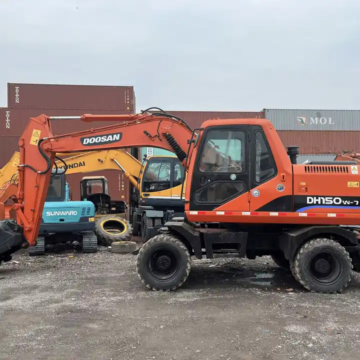 Used Doosan Dh150W-7 Medium 15 Ton Second-Hand Construction Machinery Doosan 60W/150W/210W in Stock - Экскаватор: фото 1 Used Doosan Dh150W-7 Medium 15 Ton Second-Hand Construction Machinery Doosan 60W/150W/210W in Stock - Экскаватор: фото 1