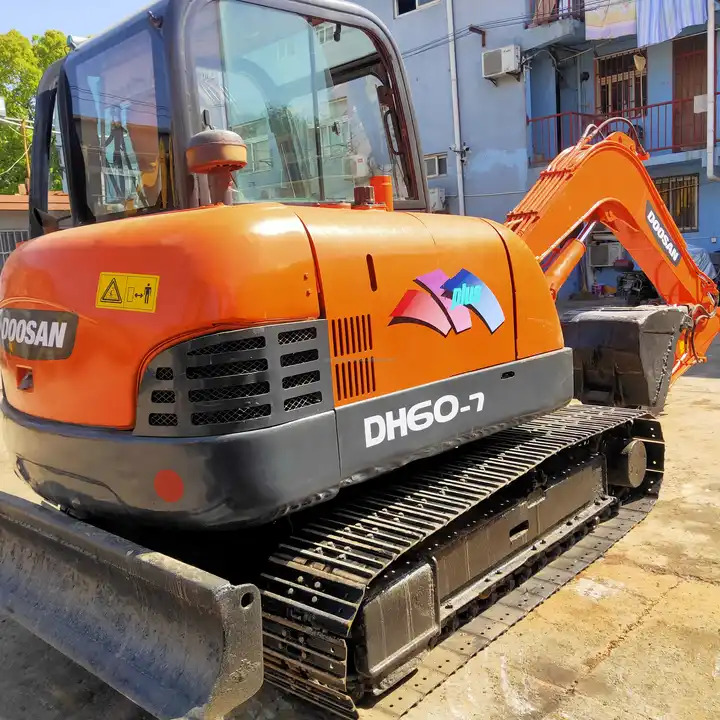 Гусеничный экскаватор Used Doosan dh60-7 Excavator 100% Korea Used Mini Hydraulic Excavator Low Working Hours Low Price for sale: фото 6