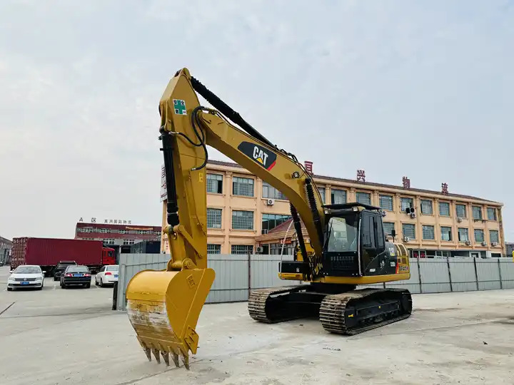 Used Hydraulic Excavator Cat 320d2,Secondhand Medium Excavator In Good Condition For Sale In Shanghai - Гусеничный экскаватор: фото 3 Used Hydraulic Excavator Cat 320d2,Secondhand Medium Excavator In Good Condition For Sale In Shanghai - Гусеничный экскаватор: фото 3