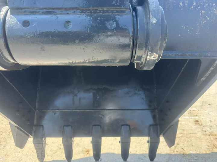 Used Original Korea Multifunction Crawler Excavator Hyundai HX220L High Efficiency Hyundai 225LC 220LC in Good Condition on Sale - Экскаватор: фото 3 Used Original Korea Multifunction Crawler Excavator Hyundai HX220L High Efficiency Hyundai 225LC 220LC in Good Condition on Sale - Экскаватор: фото 3