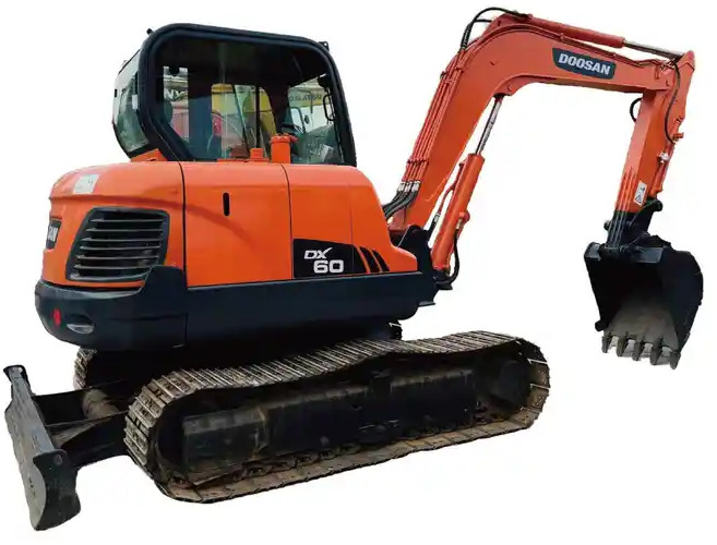 Used doosan 6ton dx60 excavator on sale in stock - Гусеничный экскаватор: фото 1 Used doosan 6ton dx60 excavator on sale in stock - Гусеничный экскаватор: фото 1