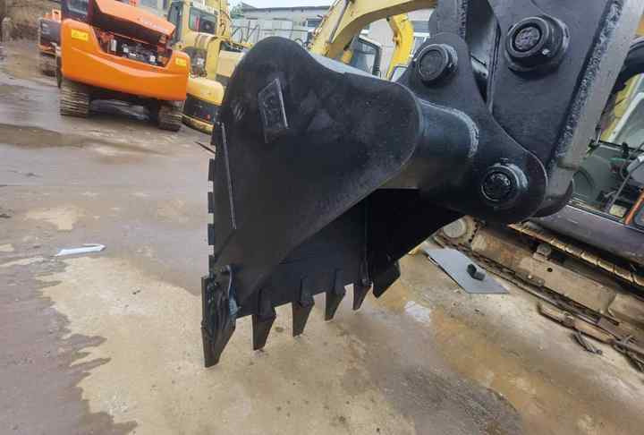 Heavy Excavator CAT 320d Original US Used CAT 320d Excavator 20 TonsExcavator CAT320C 320D 320d2 on sale - Гусеничный экскаватор: фото 5 Heavy Excavator CAT 320d Original US Used CAT 320d Excavator 20 TonsExcavator CAT320C 320D 320d2 on sale - Гусеничный экскаватор: фото 5