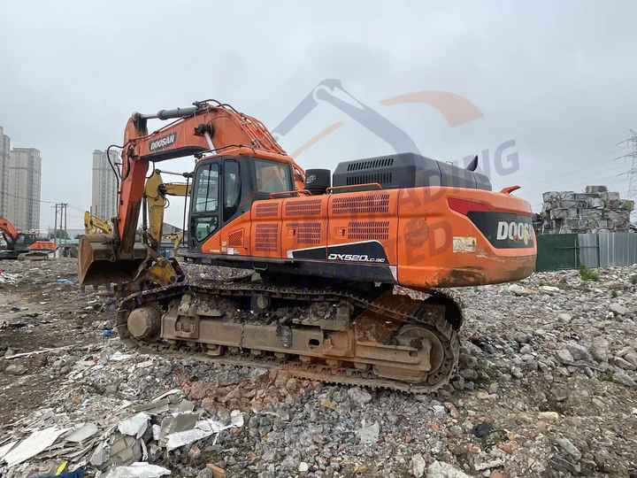 Perfect performance Used Doosan excavator DX520LC-9C in good condition for sale - Гусеничный экскаватор: фото 2 Perfect performance Used Doosan excavator DX520LC-9C in good condition for sale - Гусеничный экскаватор: фото 2