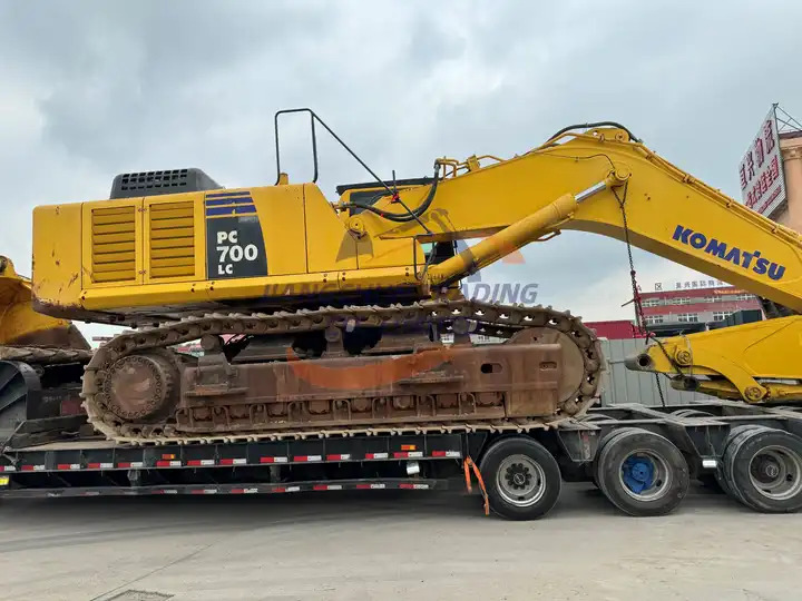 Second hand nice price good condition komatsu pc650 pc600 pc700 65 ton large excavator - Экскаватор: фото 5 Second hand nice price good condition komatsu pc650 pc600 pc700 65 ton large excavator - Экскаватор: фото 5