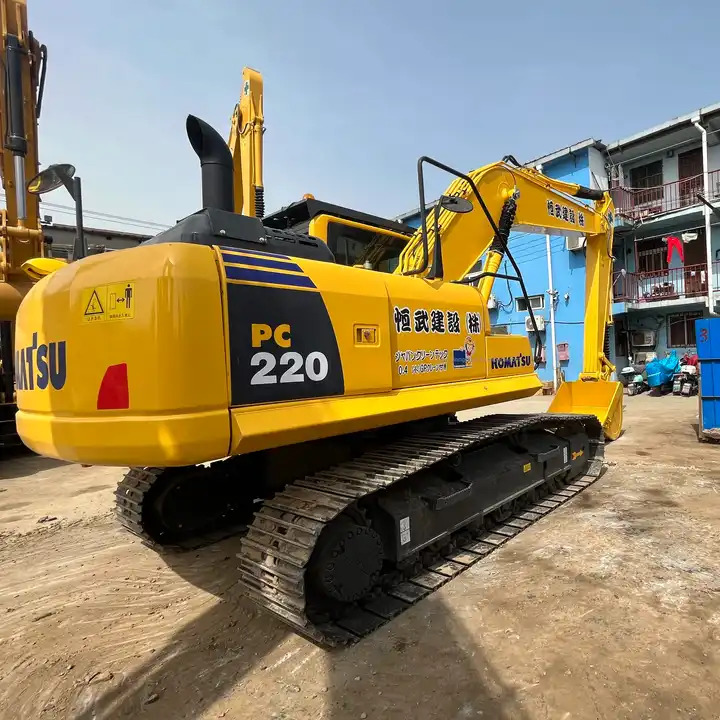 Used crawler excavator Japan used Komatsu PC220 20ton digger komatsu pc 200-8 in stock for sale - Гусеничный экскаватор: фото 2 Used crawler excavator Japan used Komatsu PC220 20ton digger komatsu pc 200-8 in stock for sale - Гусеничный экскаватор: фото 2