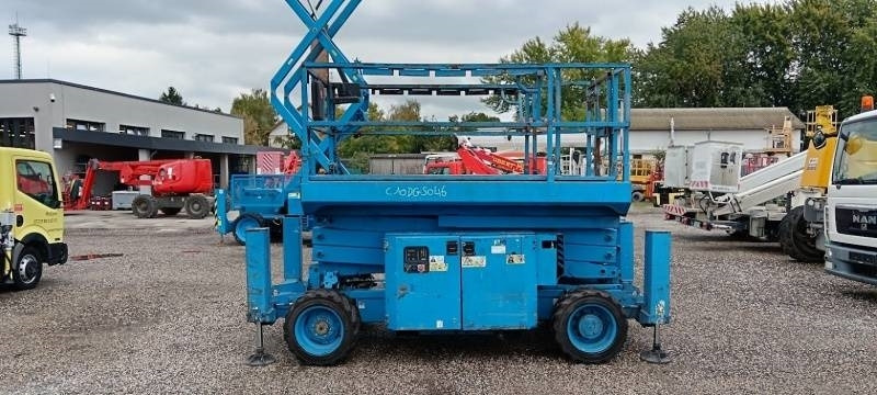 Genie GS-2669 - 10 m, 4x4, diesel - Ножничный подъемник: фото 4 Genie GS-2669 - 10 m, 4x4, diesel - Ножничный подъемник: фото 4