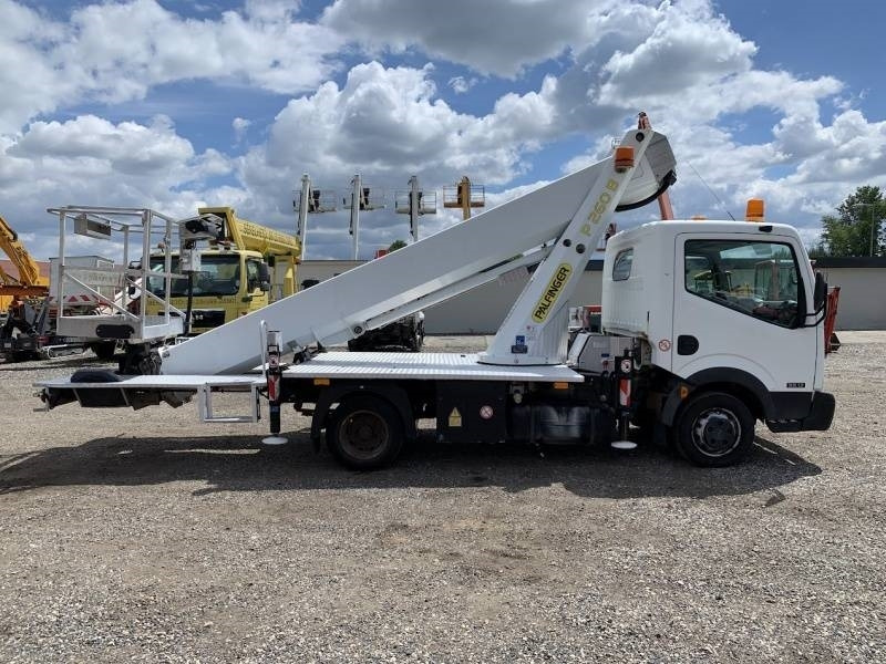 Nissan Cabstar Palfinger P260B - 25,6 m - 230 kg - Грузовик с подъемником: фото 4 Nissan Cabstar Palfinger P260B - 25,6 m - 230 kg - Грузовик с подъемником: фото 4