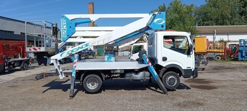 Nissan Cabstar Socage DA320 - 20m - Грузовик с подъемником: фото 4 Nissan Cabstar Socage DA320 - 20m - Грузовик с подъемником: фото 4