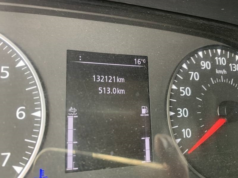 Грузовик с подъемником Renault Master Klubb K32 - 12,5 m, 120 kg: фото 17