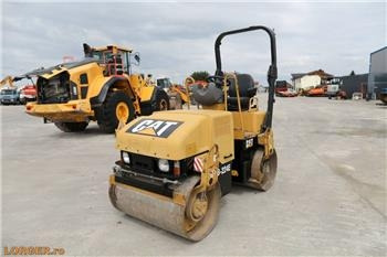 CAT CB 224 E - Дорожный каток: фото 1 CAT CB 224 E - Дорожный каток: фото 1
