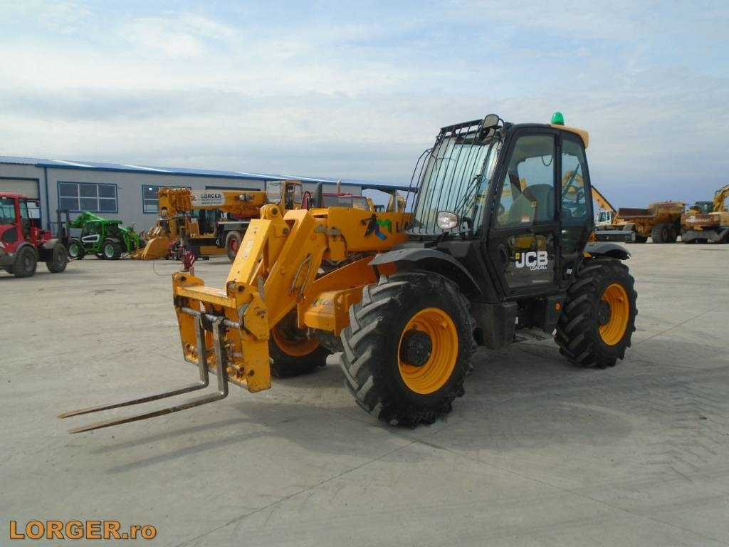 JCB 531-70 - Телескопический погрузчик: фото 1 JCB 531-70 - Телескопический погрузчик: фото 1