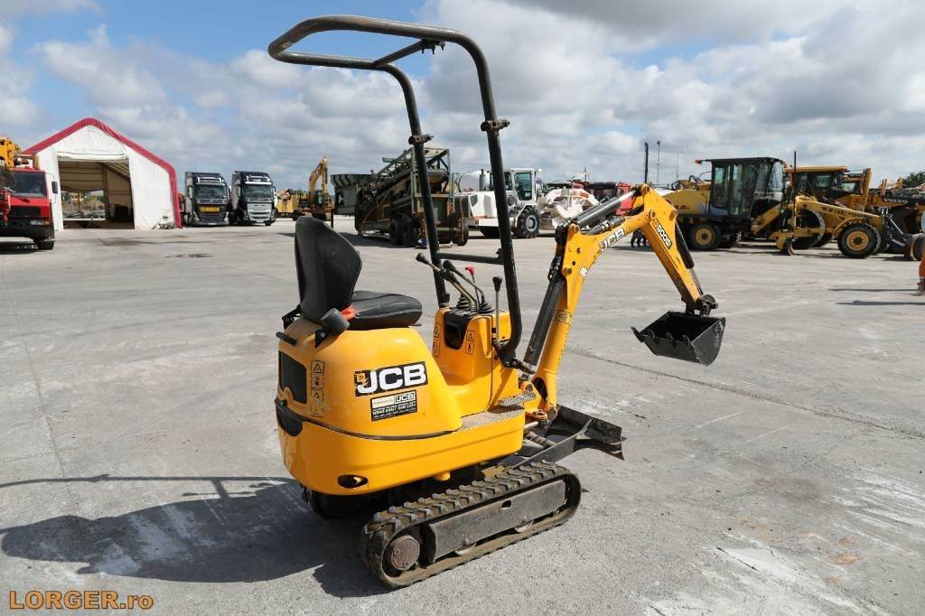 JCB 8008 CTS - Мини-экскаватор: фото 3 JCB 8008 CTS - Мини-экскаватор: фото 3