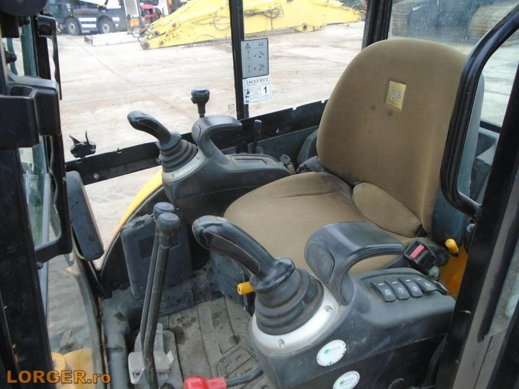 Мини-экскаватор JCB 8035 ZTS: фото 11 Мини-экскаватор JCB 8035 ZTS: фото 11