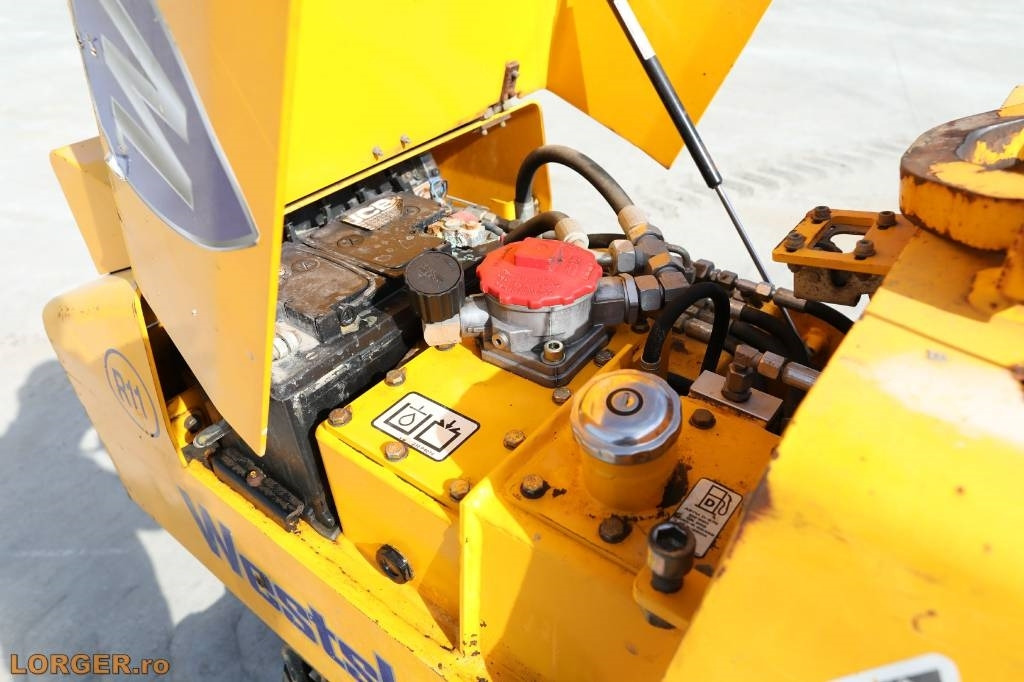 Дорожный каток JCB VM 1500: фото 13