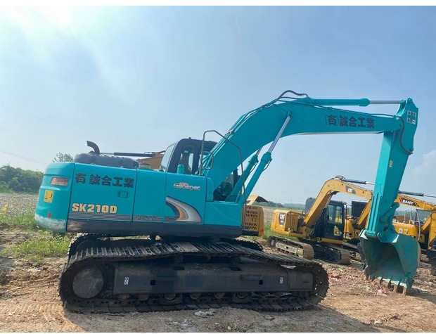 2021 KOBELCO SK210 - Гусеничный экскаватор: фото 1 2021 KOBELCO SK210 - Гусеничный экскаватор: фото 1
