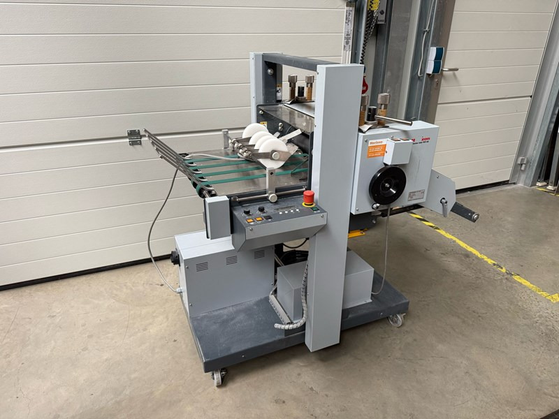 Horizon PST-40 - Фальцовщик: фото 1 Horizon PST-40 - Фальцовщик: фото 1