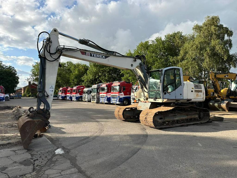 Terex TC 240 LC - Гусеничный экскаватор: фото 3 Terex TC 240 LC - Гусеничный экскаватор: фото 3